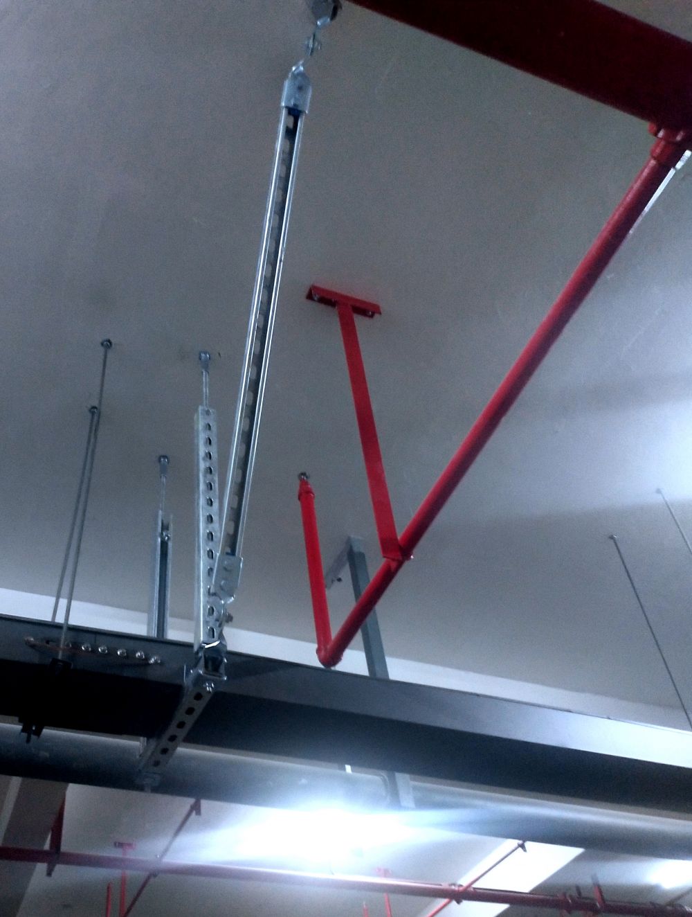 河南洛陽抗震支架，成品，管廊，光伏，消防抗震支架，抗震支架配件